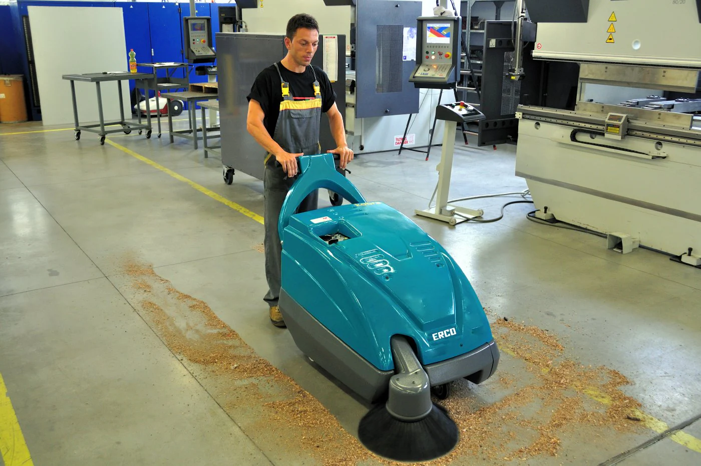 ERCO Handgeführte Kehrmaschine ER-EKM-550STHO - Image 5