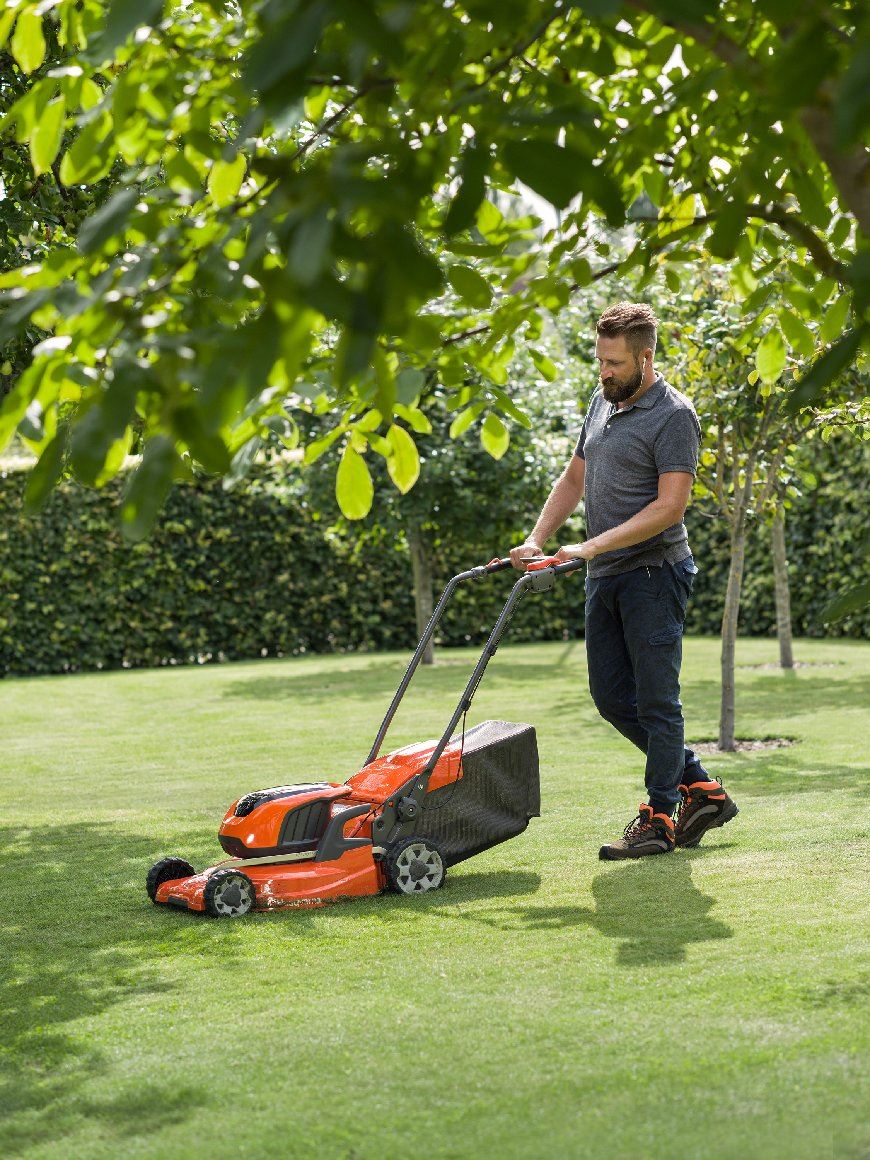 Husqvarna Akku-Rasenmäher LC 251i ohne Akku und Ladegerät - Image 7