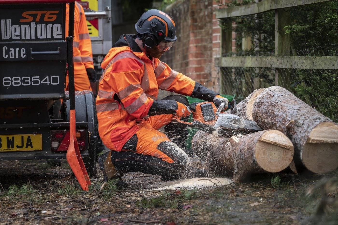 Husqvarna Profi Akku-Motorsäge 540i XP® / 40 - ohne Akku und Ladegerät - Image 3