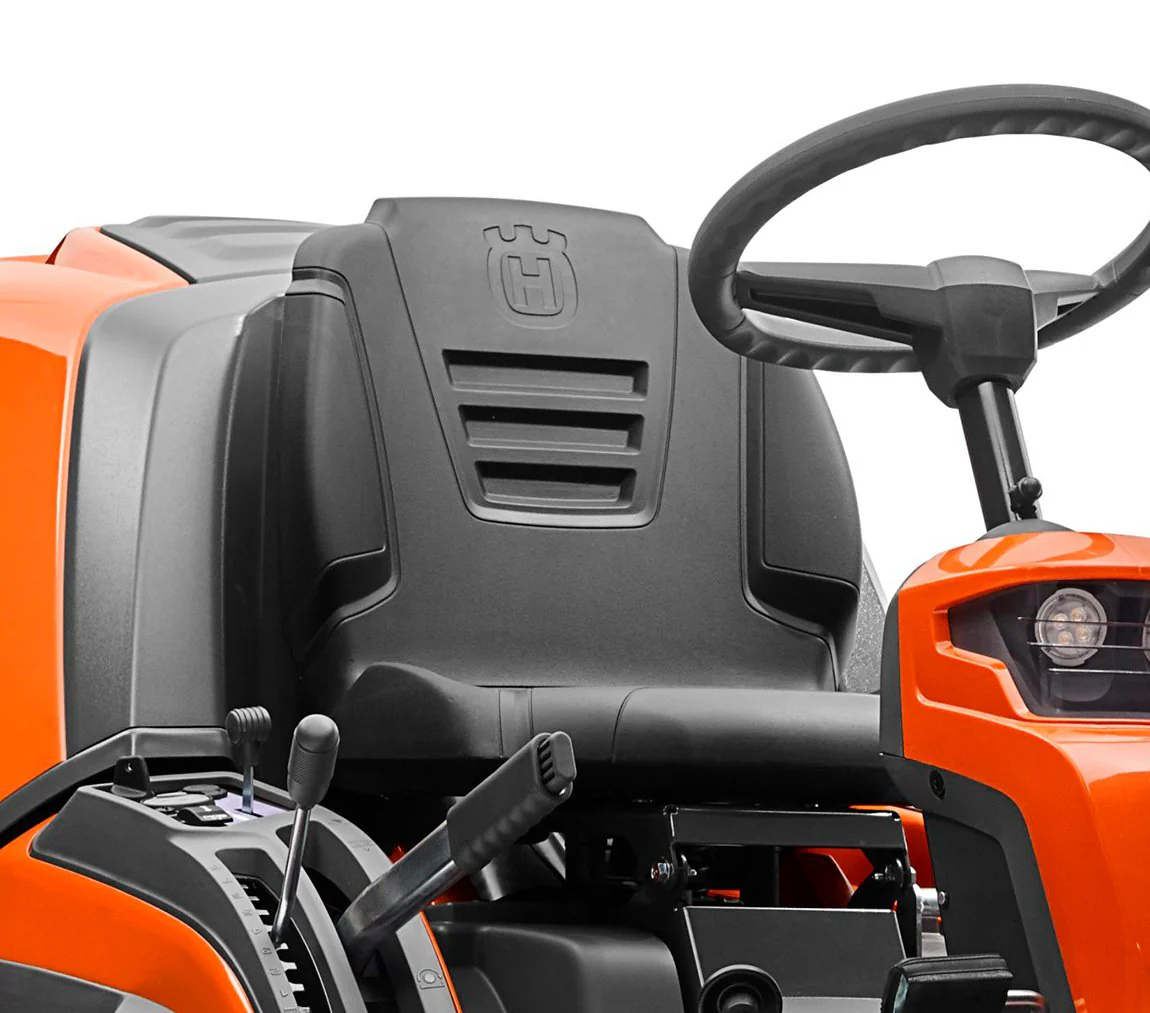 Husqvarna Profi Allrad-Frontmäher RC 320Ts AWD - Grundgerät ohne Mähdeck - Image 8