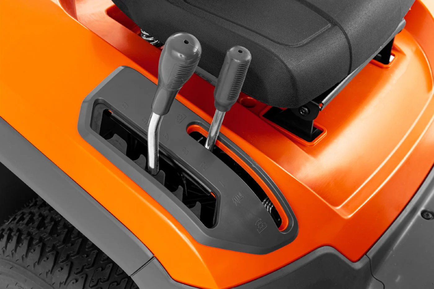 Husqvarna Rasentraktor TS 112 - Image 6