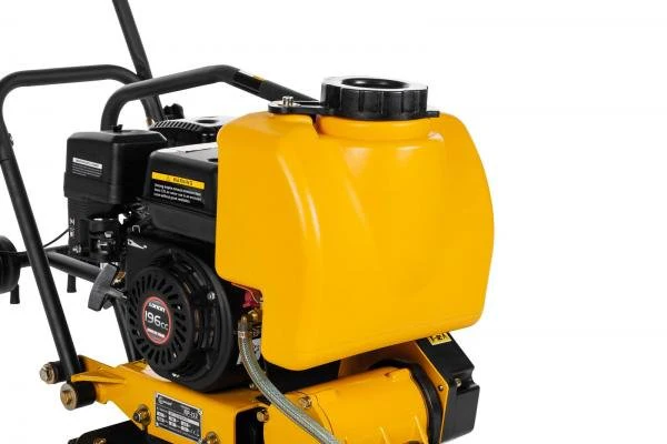 Lumag Profi Benzin-Rüttelplatte RP-i12 inkl. Wassertank - Image 3