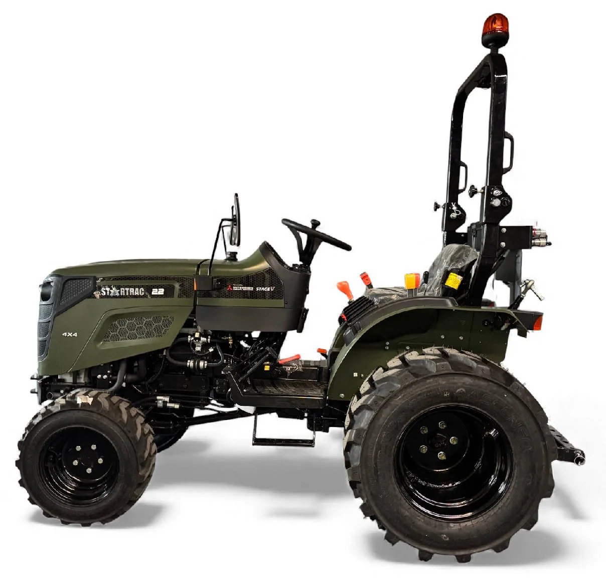 Startrac Allrad-Kleintraktor 22 Nato-Grün mit Ackerstollenbereifung - Image 13