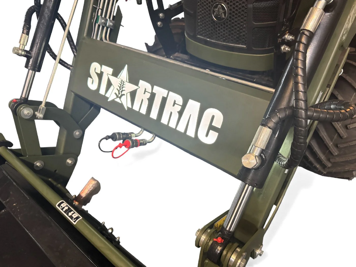 Startrac Allrad-Kleintraktor 26 mit Radialbereifung + Frontlader inklusive Schaufel - Image 12