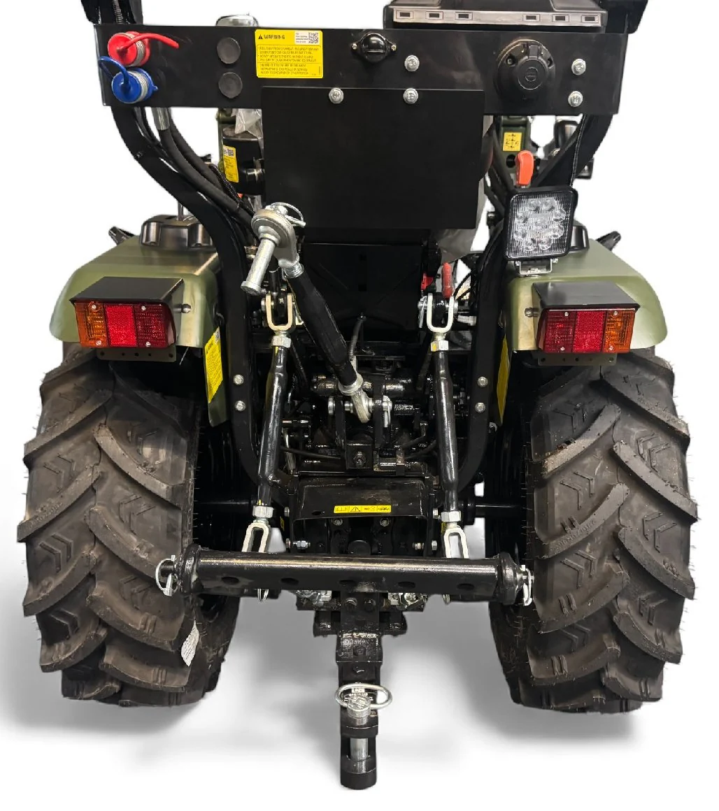 Startrac Allrad-Kleintraktor 26 mit Radialbereifung + Frontlader inklusive Schaufel - Image 9