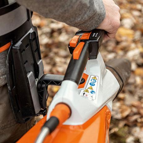 STIHL Akku-Laubbläser BGA 200 mit Komfort-Tragsystem - Image 4