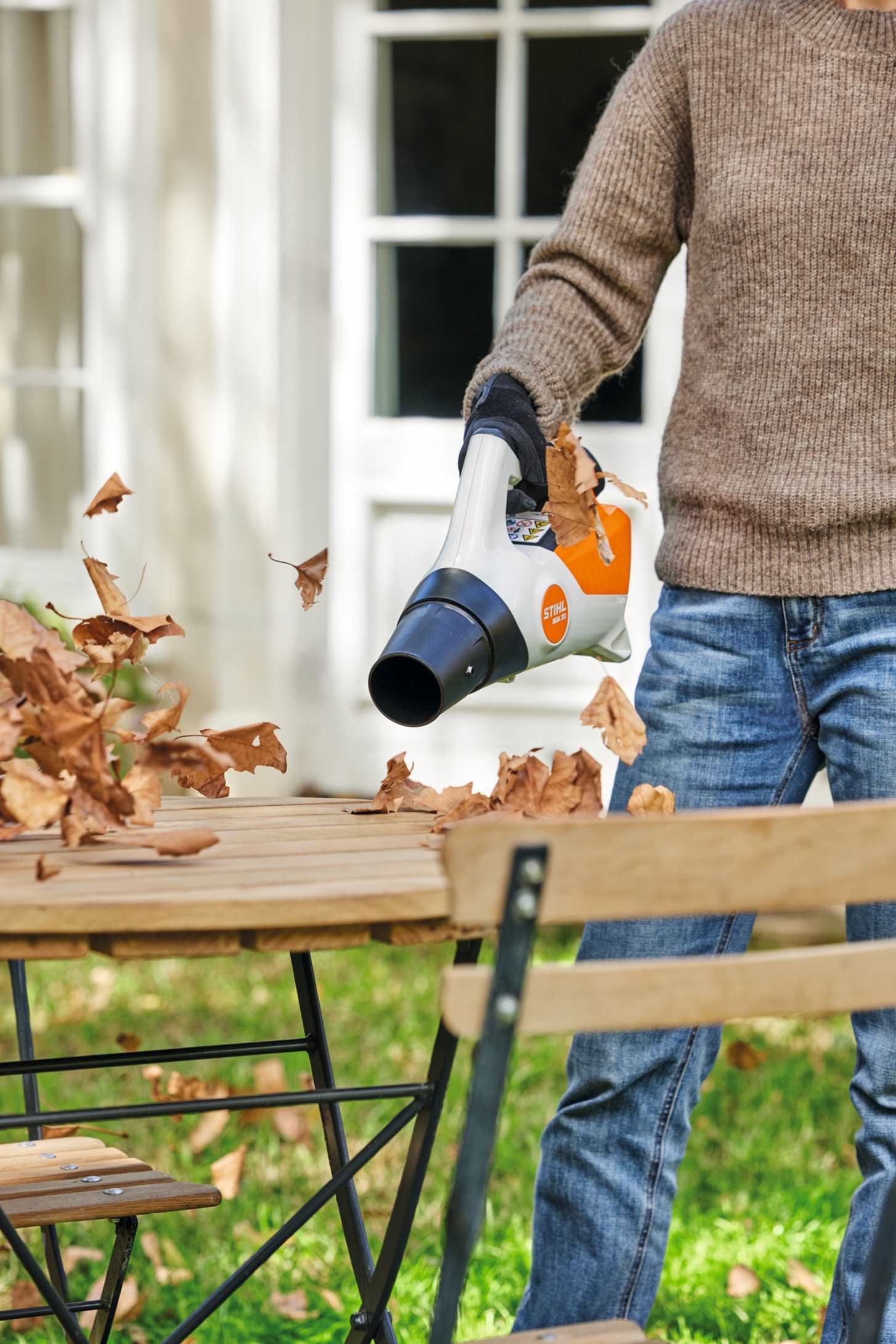 STIHL Akku-Laubbläser BGA 30, mit 2x Akku AS 2 und Ladegerät ALS 31 - Image 8