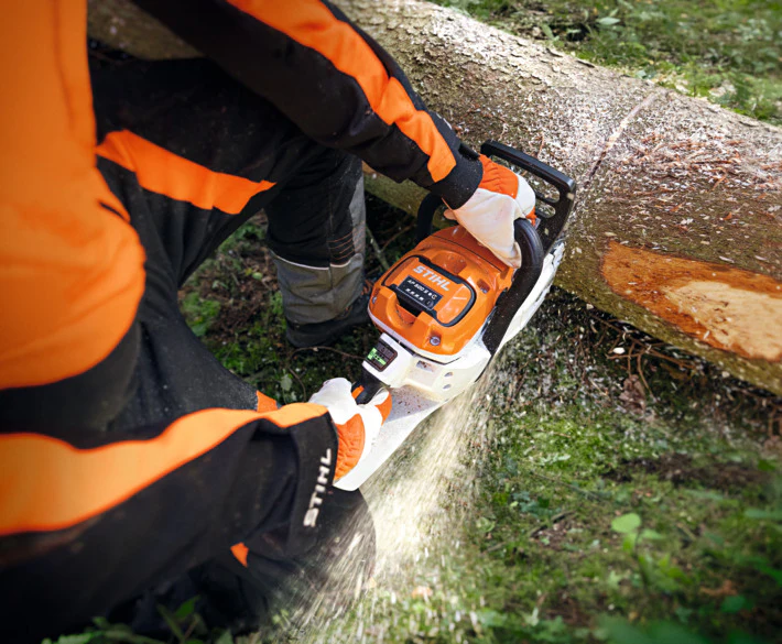 STIHL Akku-Motorsäge MSA 300, RS Pro, Schienenlänge 40 cm ohne Akku und Ladegerät - Image 6