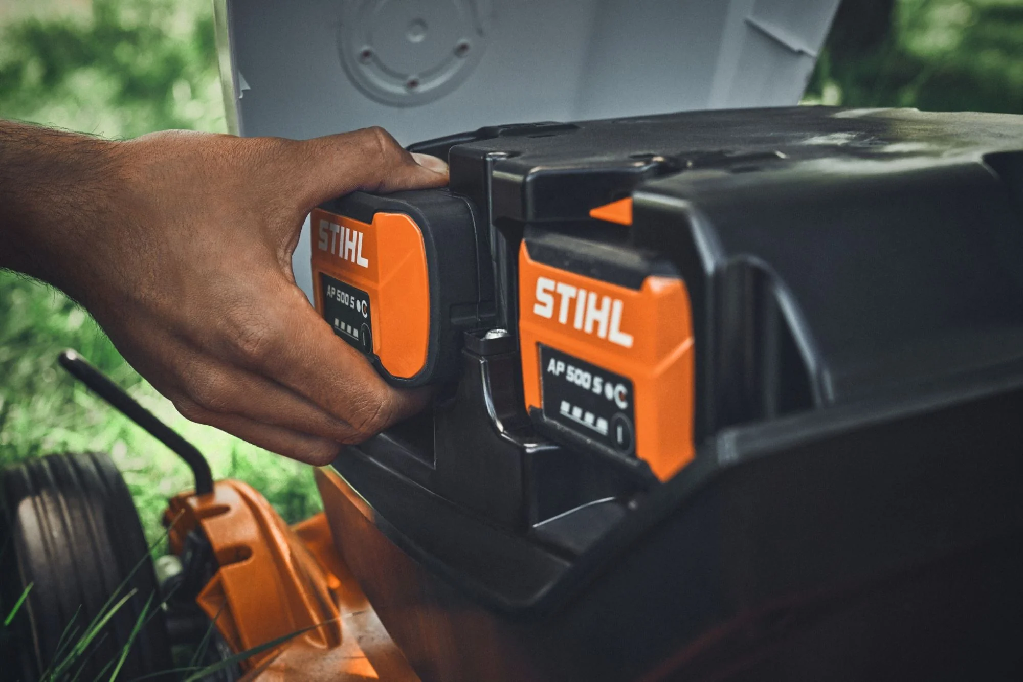 STIHL Akku-Rasenmäher RMA 7 RV ohne Akku und Ladegerät - Image 2