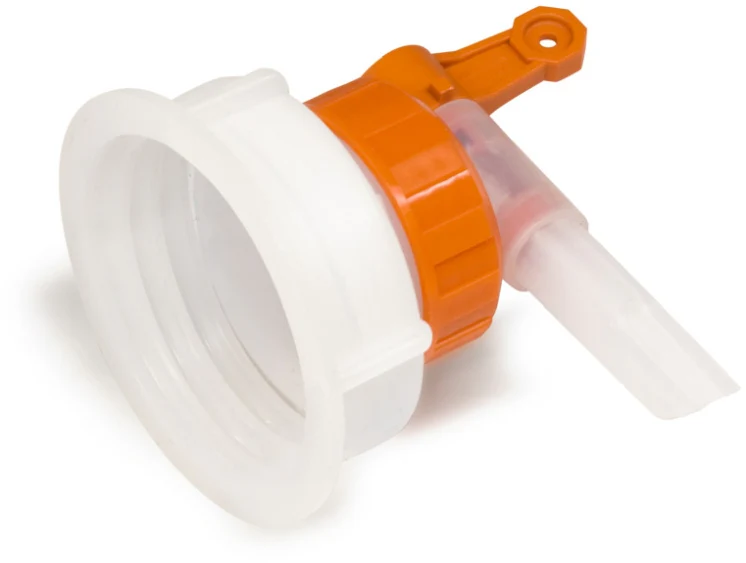 STIHL Ausgießer für 3 und 5 l Sägekettenhaftöl - Image 2