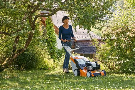 STIHL Benzin-Rasenmäher RM 650 VE - Image 3
