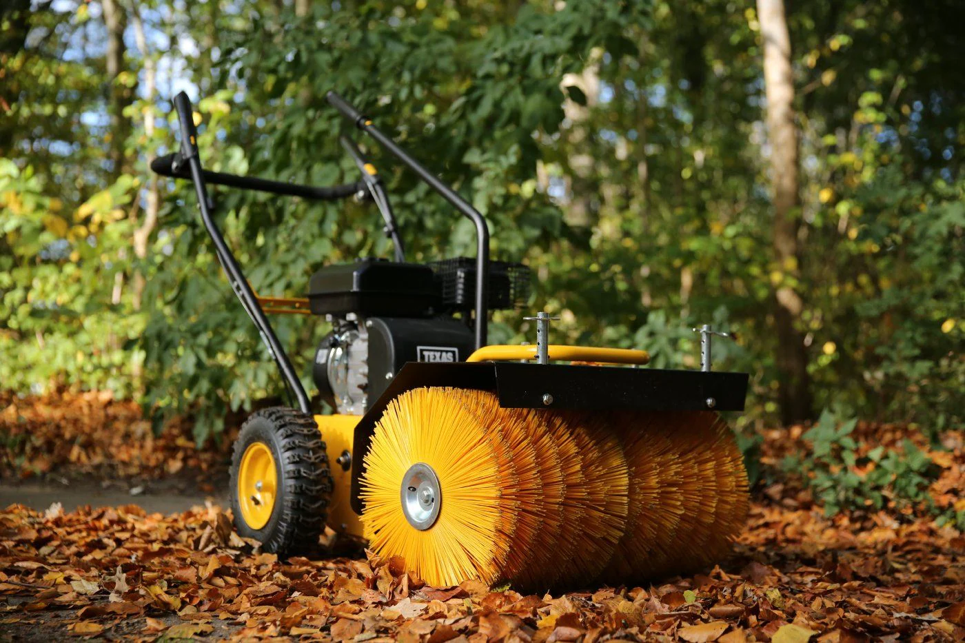 Texas Schmutz- und Schneekehrmaschine HANDY SWEEP 650TGE mit E-Start - Image 4